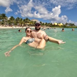 Meet your Posher, Travis